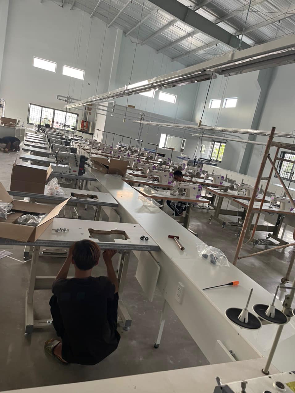 Lắp Đặt Dây Chuyền May Mặc Chất Lượng tại Vĩnh Long