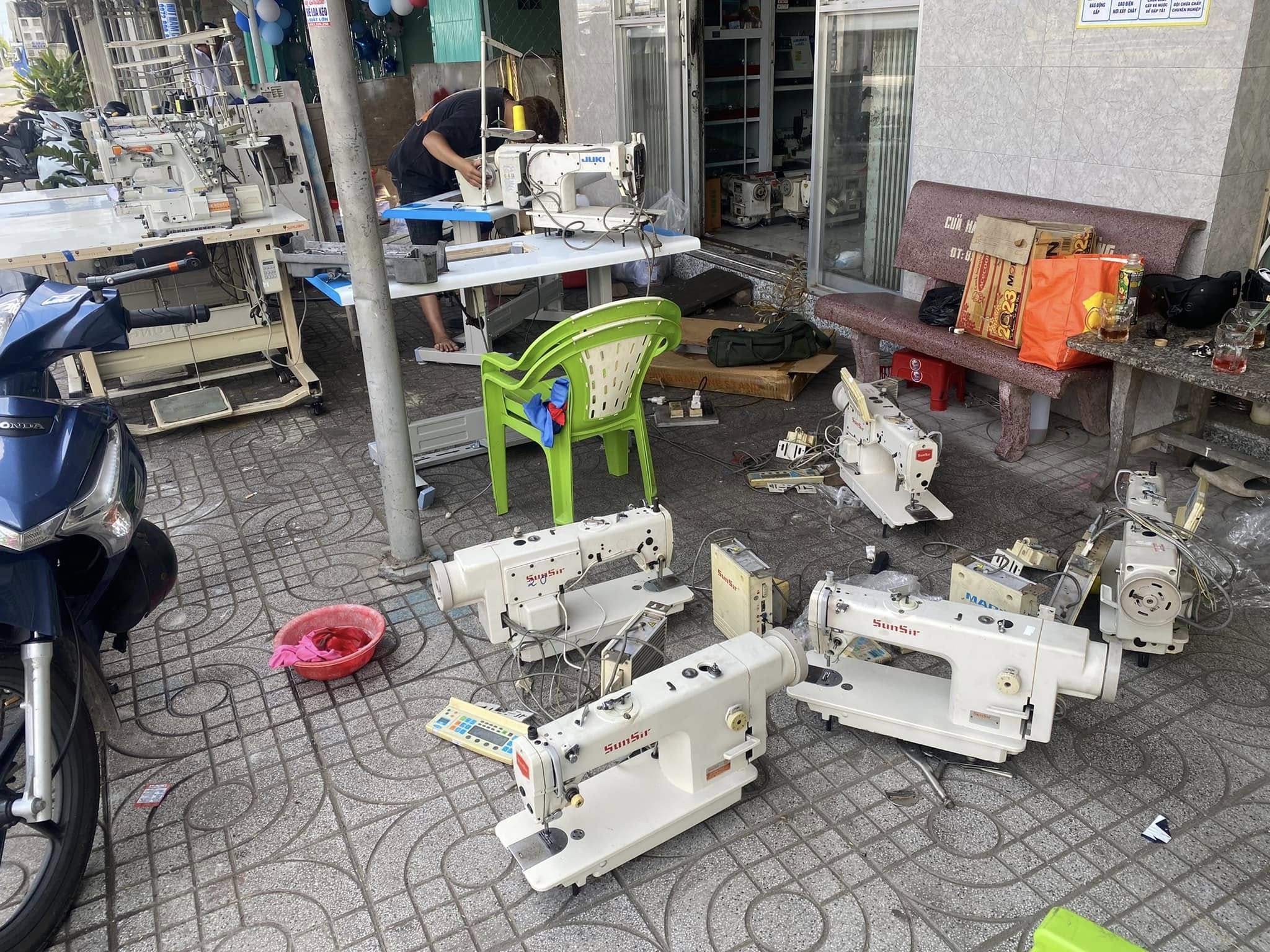 Máy May Dương Phát có cung cấp máy may 1 kim cơ không ?